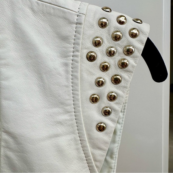🔥Bebe Danica Leather Studded Vest Sexy Off White Medium NWT - Picture 4 of 9